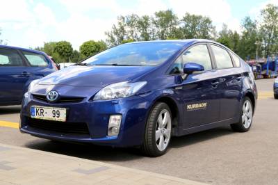 Toyota Prius (NHW30)