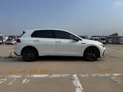 Volkswagen Golf R Line