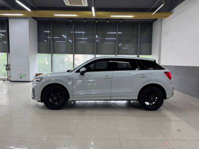 Audi Q2 L